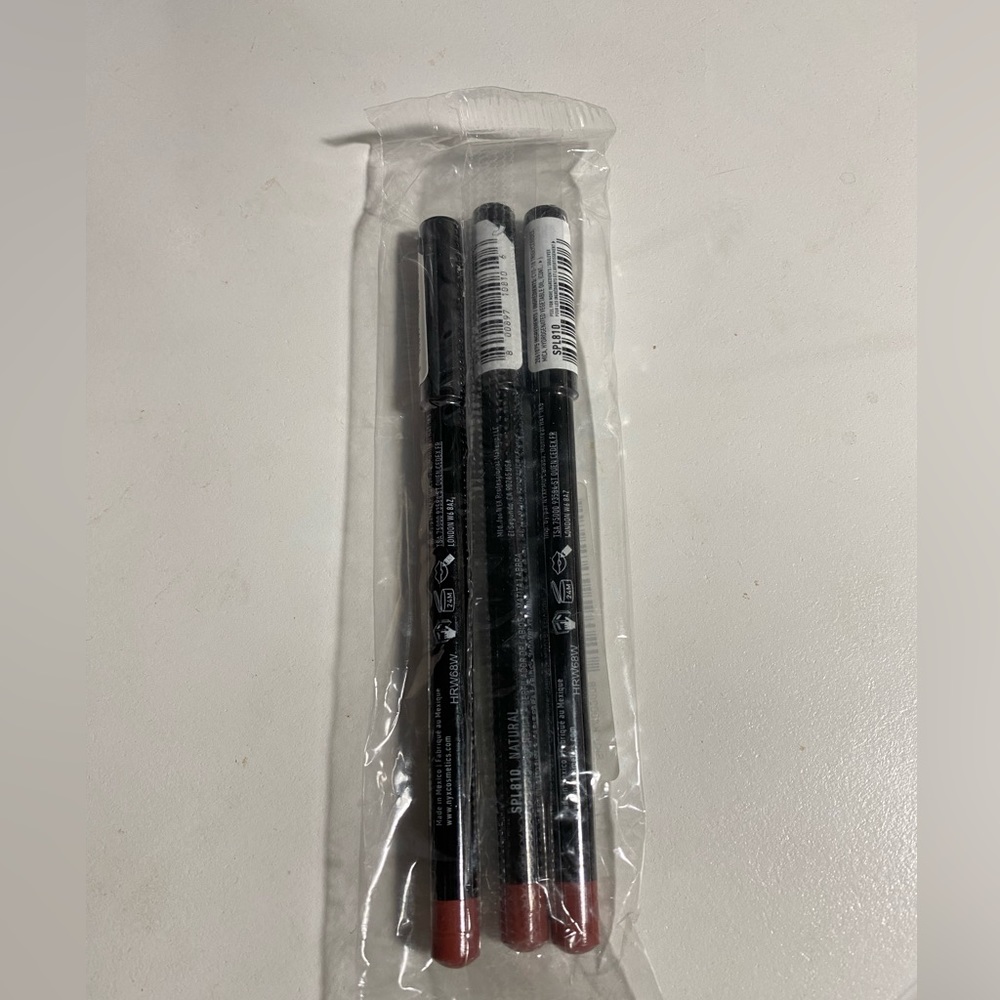 Nyx Lip Liners in Natural - 3 PACK